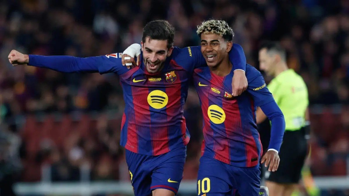 Lamine Yamal (d) será la principal carta en la ofensiva de FC Barcelona ante Girona.