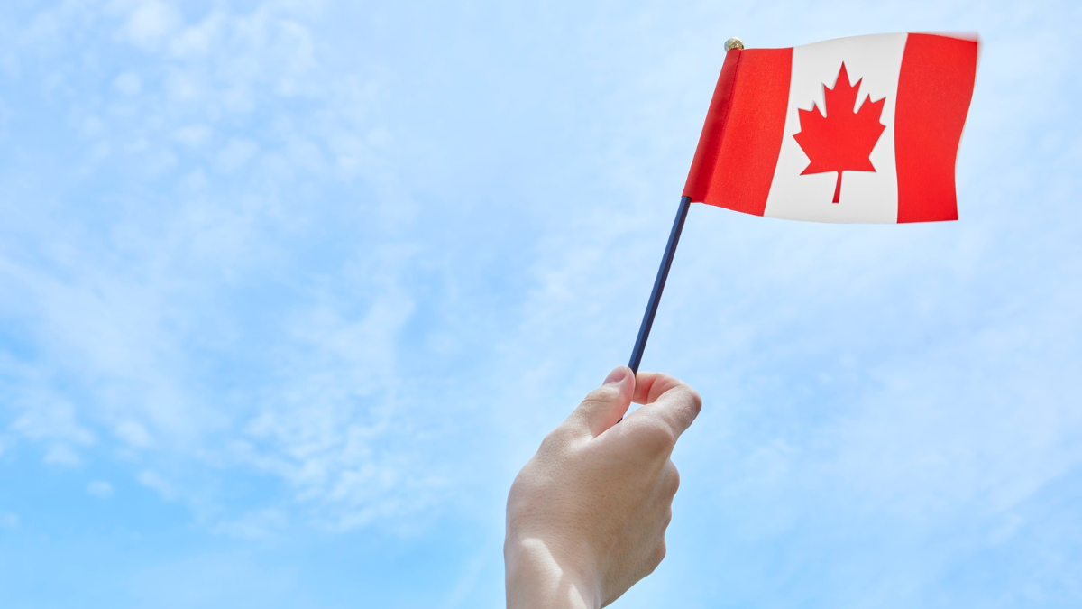 El programa Express Entry de Canadá ofrece vías claras para médicos, educadores, profesionales STEM y otros profesionales.