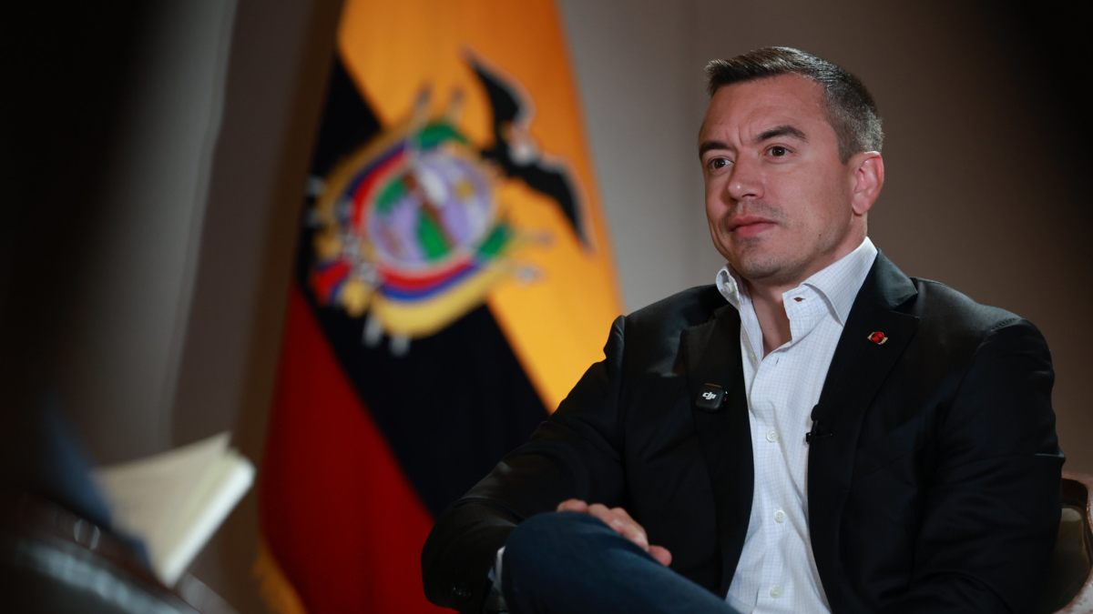 El Gobierno de Ecuador ordenó al Centro Nacional de Inteligencia auditar procesos de contratación pública.