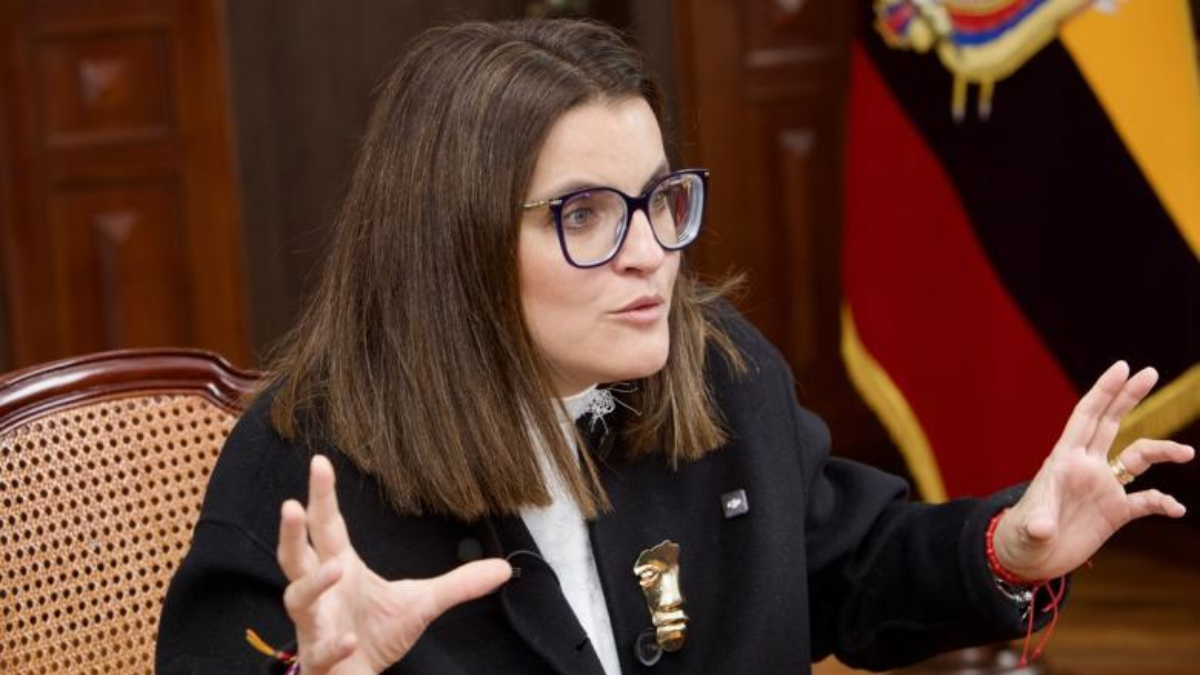 Pinto afirmó que el sistema nacional registra un 65% de insumos médicos disponibles.