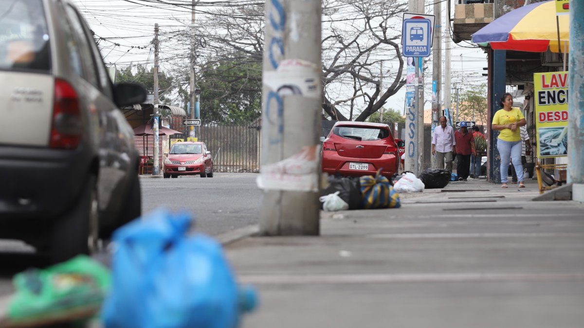 Durán modifica recolección de basura por toque de queda en Ecuador.