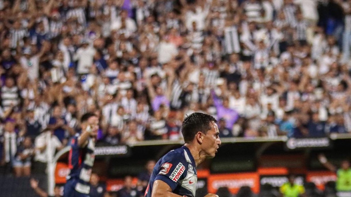 Jairo Vélez actual jugador de Alianza Lima