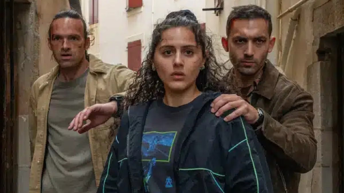 Los huérfamos es una producción francesa transmitida por Netflix, con un montaje muy bien logrado.