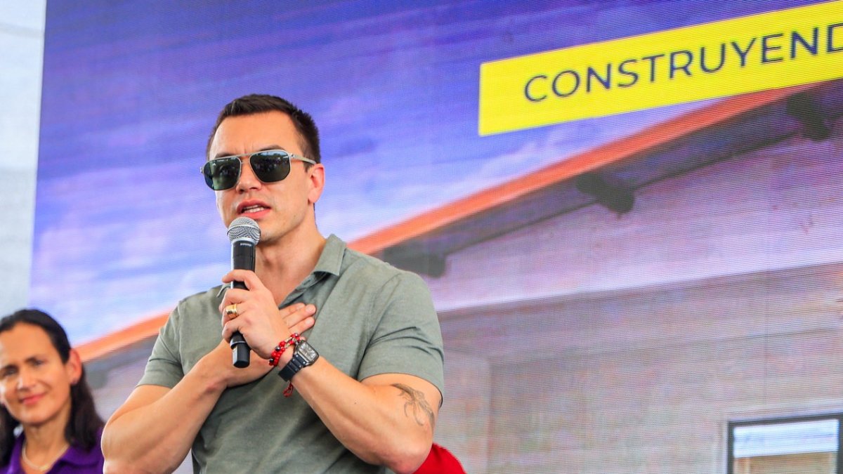 Noboa envió el proyecto de ley urgente para incentivar la construcción de viviendas.