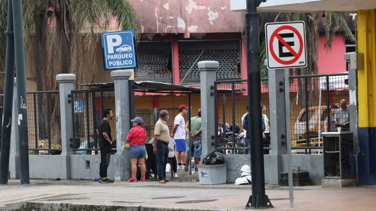 La Fiscalía inició un proceso penal contra tres ciudadanos de origen asiático por el presunto delito de enriquecimiento privado no justificado.