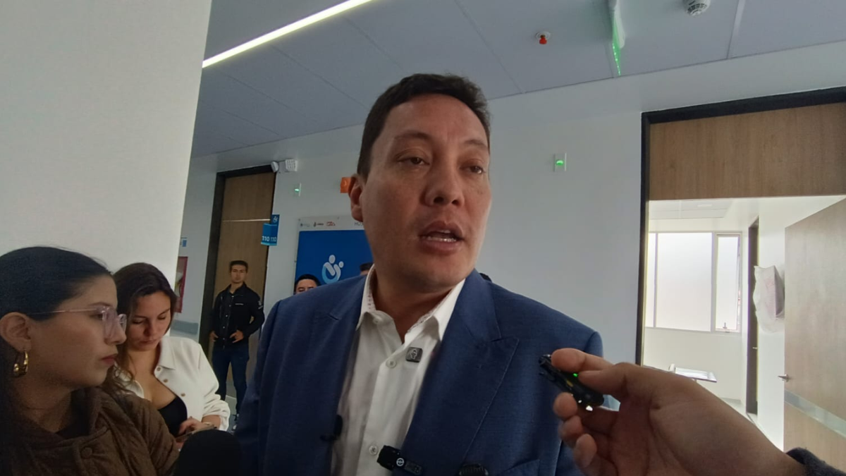 La vivienda del alcalde de Cuenca, Cristian Zamora, habría sido allanada la madrugada.