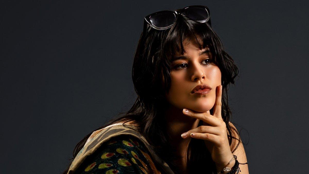 La vocación musical de Nohe viene por el lado de su familia paterna, herencia de su abuelita, la artista Carlina Vergara (+).