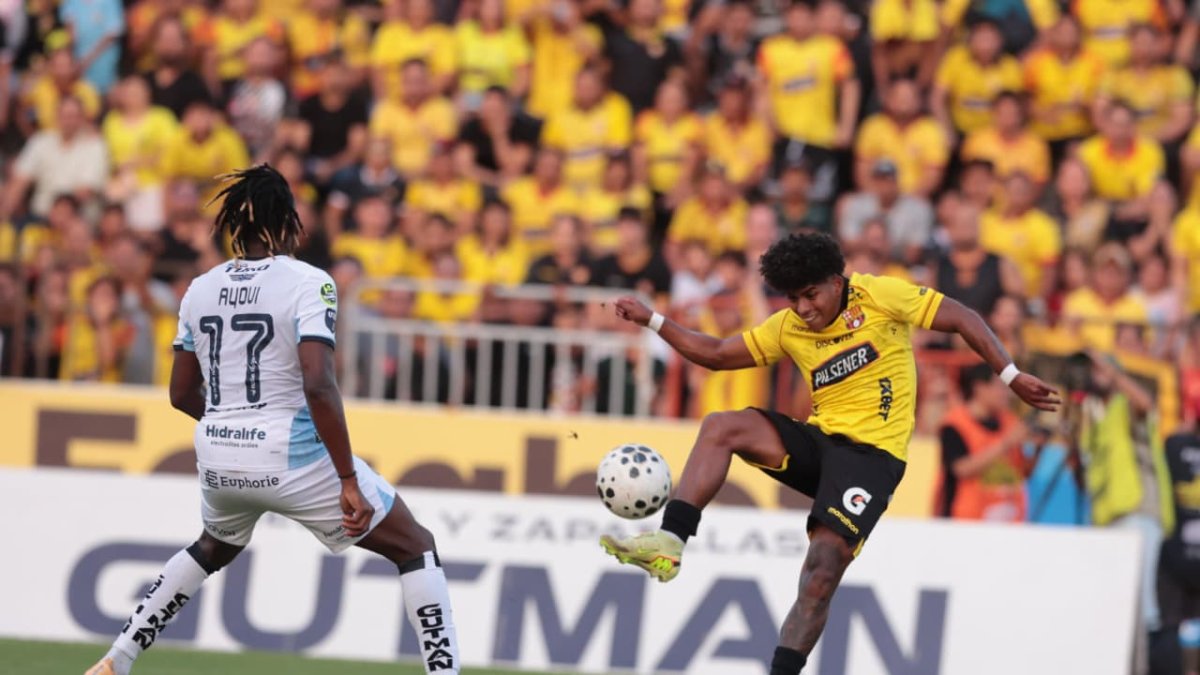 Barcelona SC sacó un punto al Guayaquil City en el Capwell.