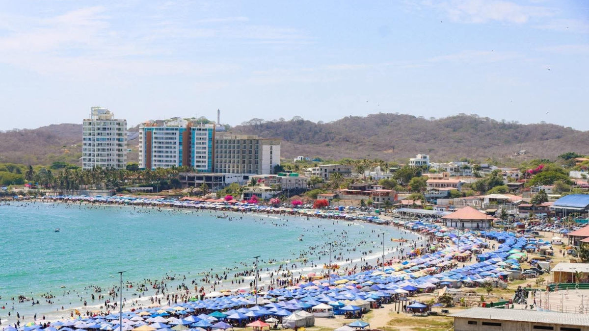Las playas son unos de los destinos más visitados en feriado.