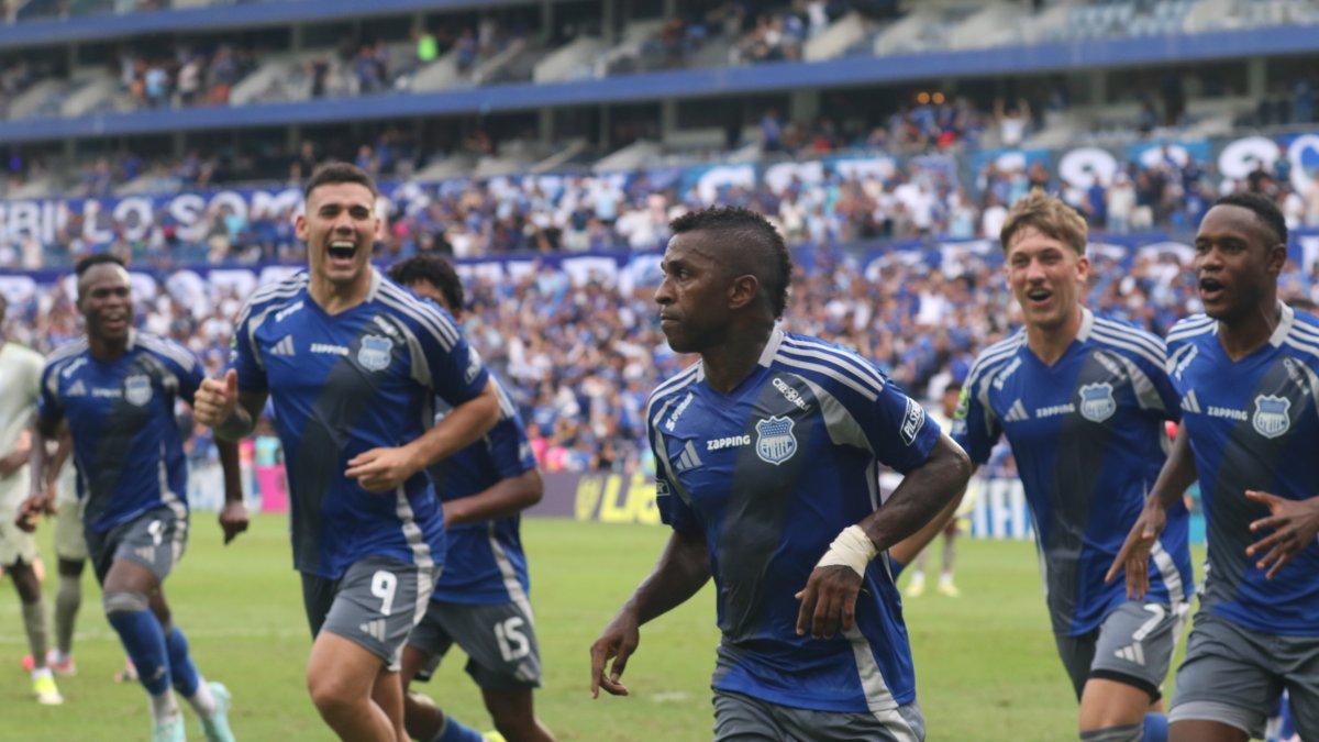 Miller Bolaños se alista para comandar la ofensiva ante Independiente del Valle.