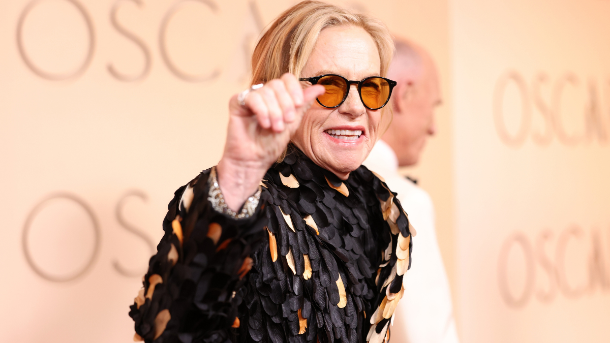 Amy Madigan a su llegada a la gala de los premios Óscar 2026.