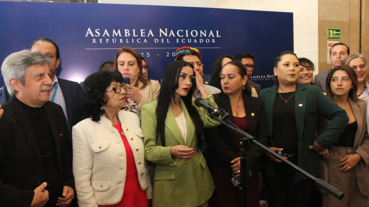 Agentes abatieron a un hombre armado que ingresó ilegalmente a las instalaciones de la propiedad Mar-a-Lago, del presidente Donald Trump, en Florida.