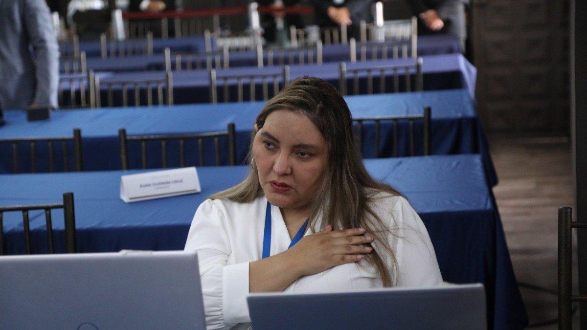 La asambleísta de la Revolución Ciudadana Mabel Méndez participó en la sesión de este 18 de marzo de 2026.