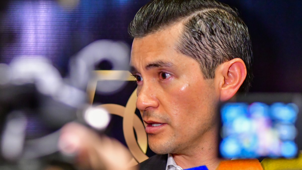 Xavier Rosero, presidente de la Federación Ecuatoriana de Exportadores, en diálogo con la prensa en Guayaquil.