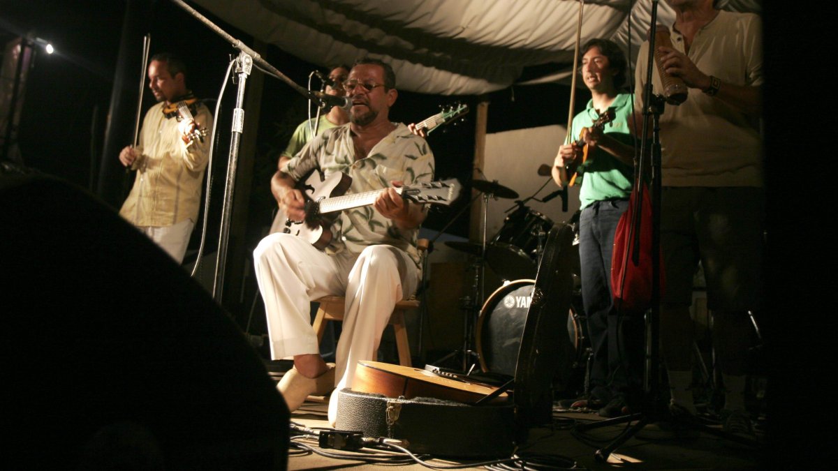 Históricos músicos como Héctor Napolitano participarán en el recital el viernes 20 de febrero.