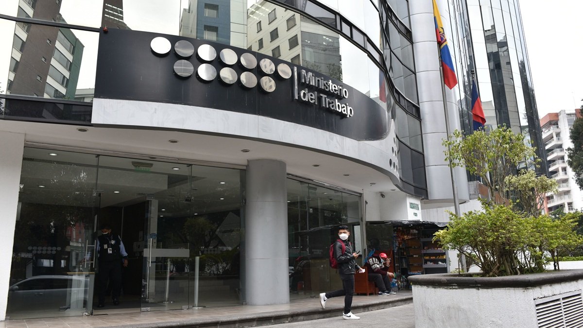 El Ministerio de Trabajo emitió un acuerdo que permite fijar nuevas reglas en los contratos, siempre que haya consenso.