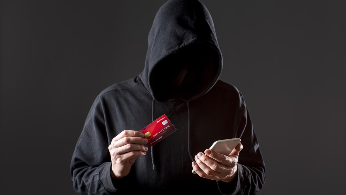 Organizaciones sociales de Azuay presentaron una acción de protección con medidas cautelares en contra de la posible reforma a la ley de minería.