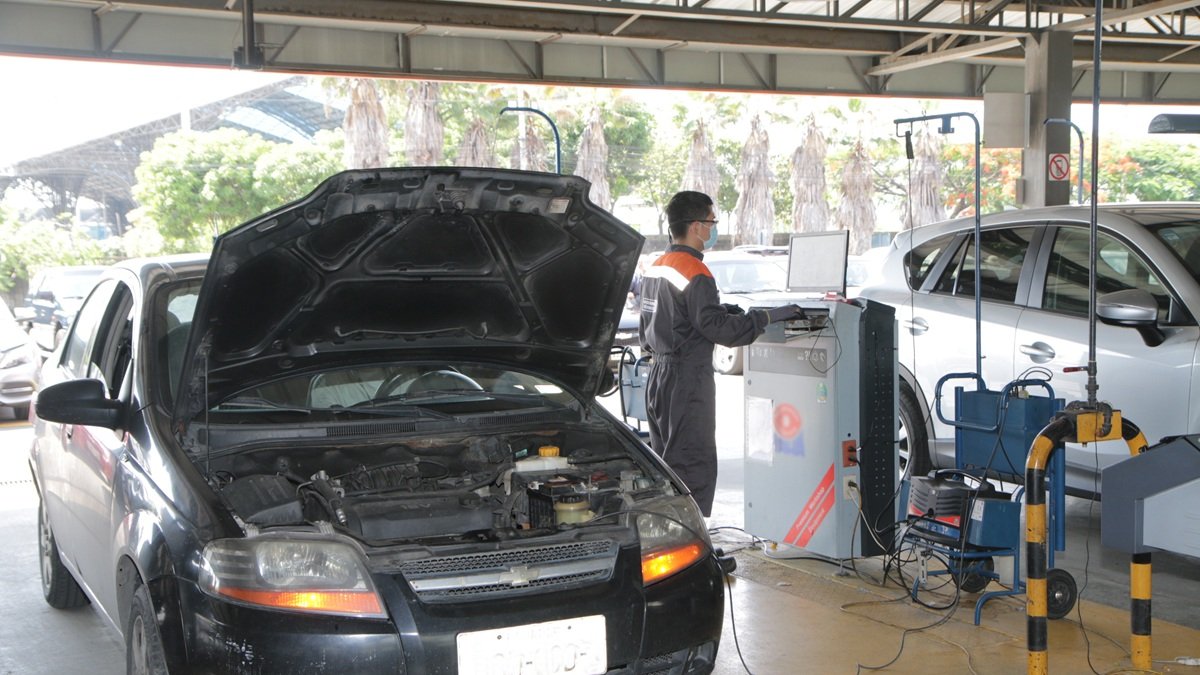 Los vehículos con placas terminadas en dígito 1 contarán con un plazo ampliado para cumplir con la revisión técnica vehicular, sin sanción por calendarización.