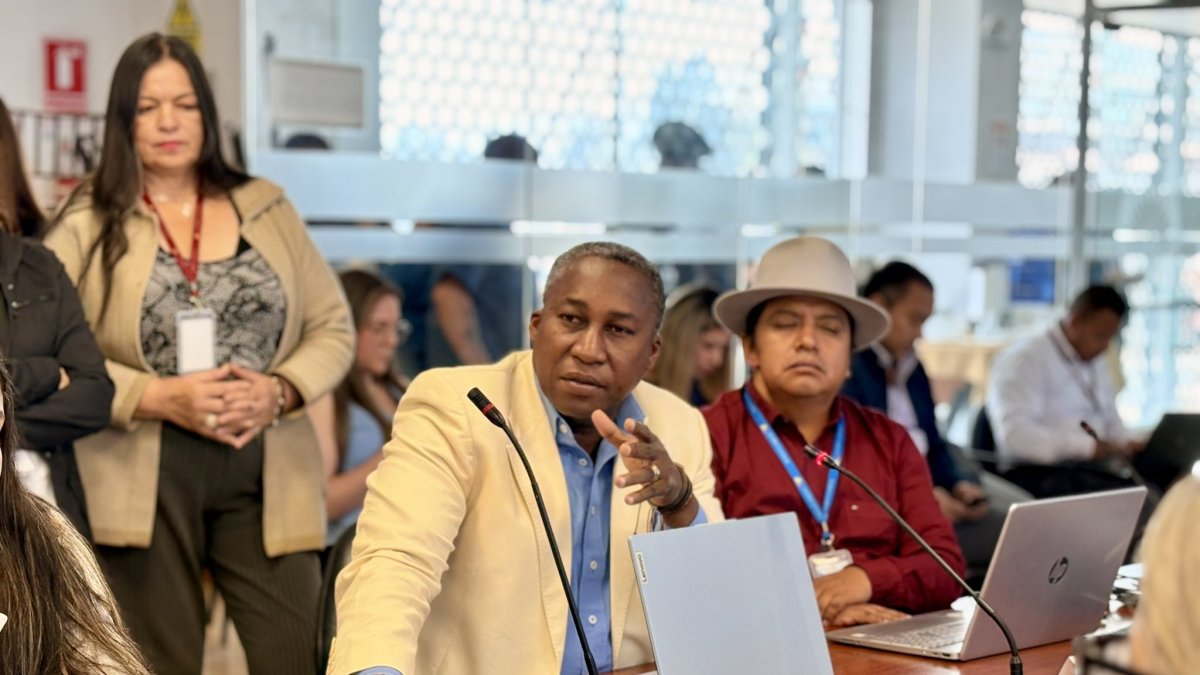 Roberto Cuero fue suspendido 30 días sin remuneración por decisión del CAL tras una falta grave.