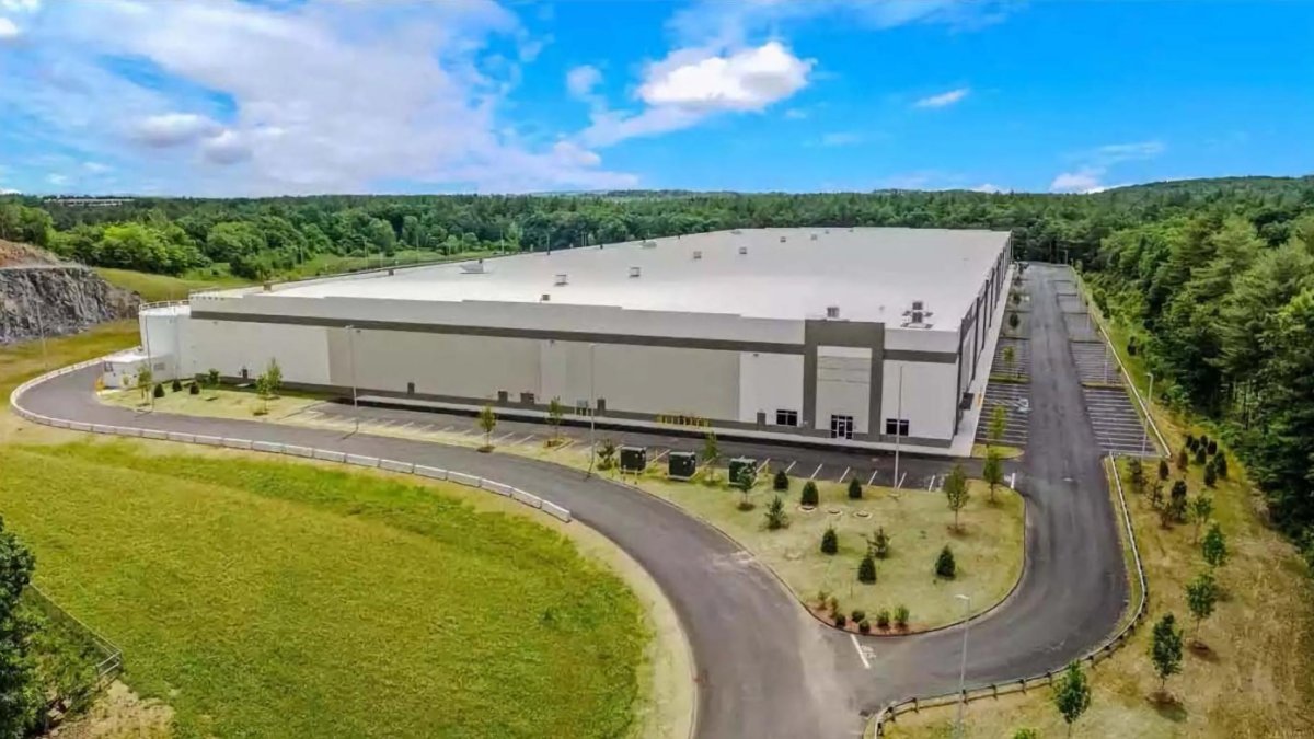 Imagen que simula el nuevo centro de detención para migrantes propuesto para su construcción en Merrimack (EE.UU.).