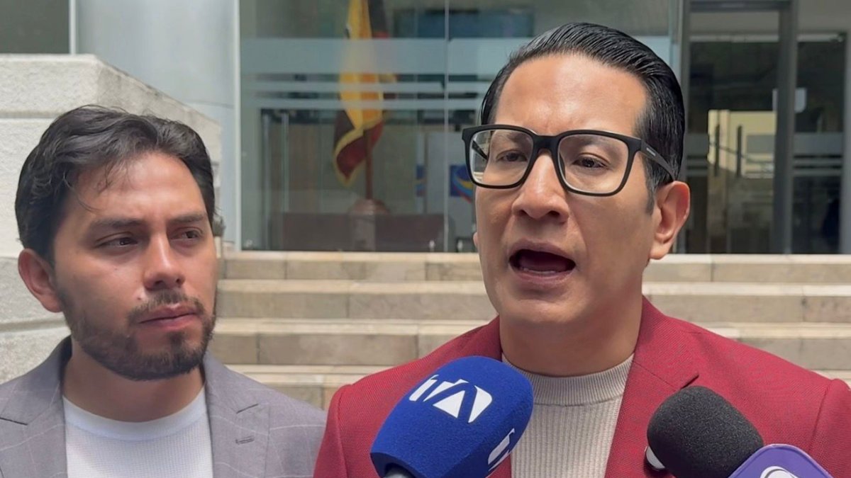 El concejal Andrés Campaña presnetó la acción de incostitucionalidad este 23 de febrero de 2026.