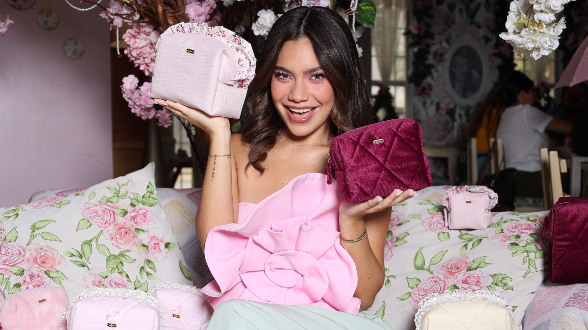 A través de sus redes sociales, Emilia impulsa el amor propio y el auto cuidado.