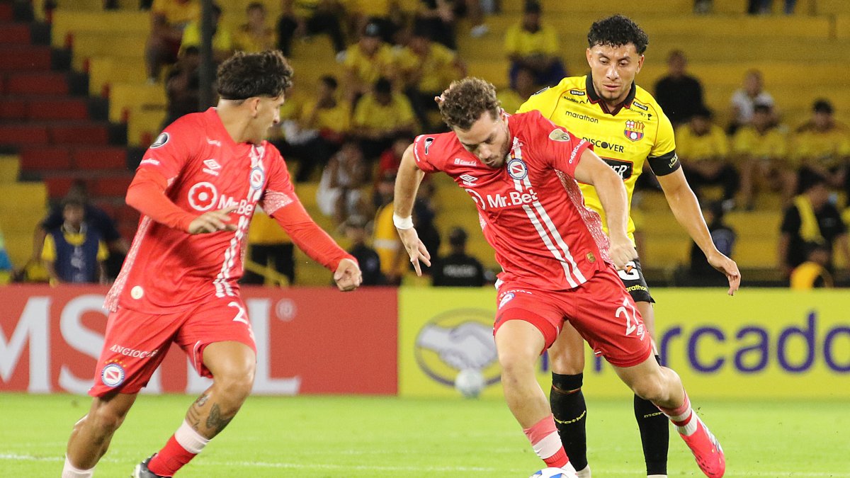 Barcelona SC recibió a Argentinos Juniors en el juego de ida de la fase preliminar 2 de la Copa Libertadores 2026.