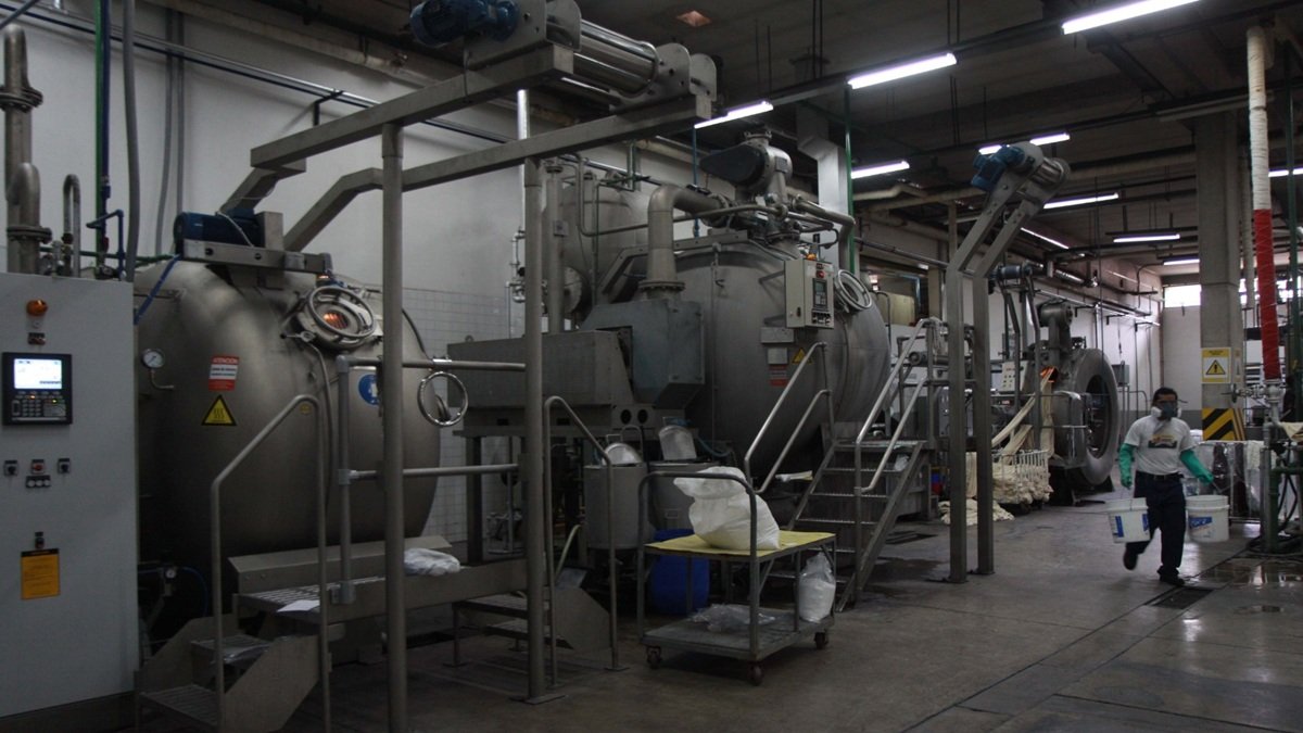 La posibilidad de establecer jornadas de 12 horas en Ecuador, sin precisar en qué sectores, generó polémica en Ecuador.