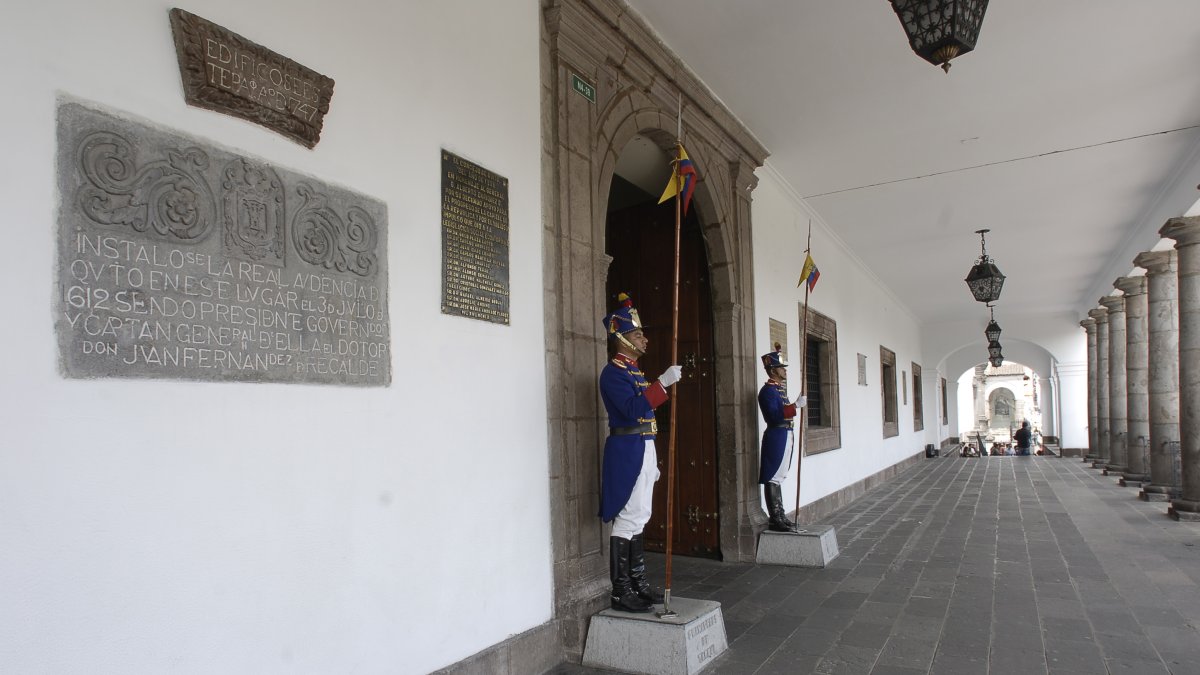 El proyecto de reparación y modernización del Palacio de Gobierno se ejecute sin utilizar fondos públicos.