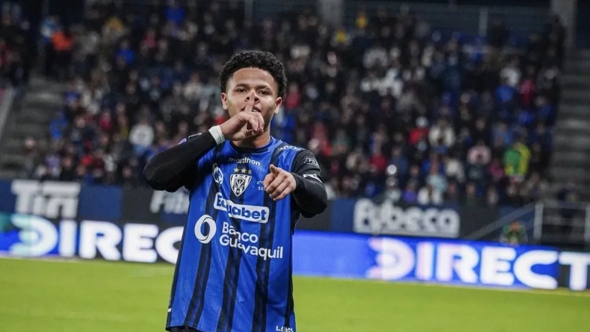 Patrik Mercado, joven volante de Independiente del Valle, jugará en Sevilla luego del Mundial 2026.