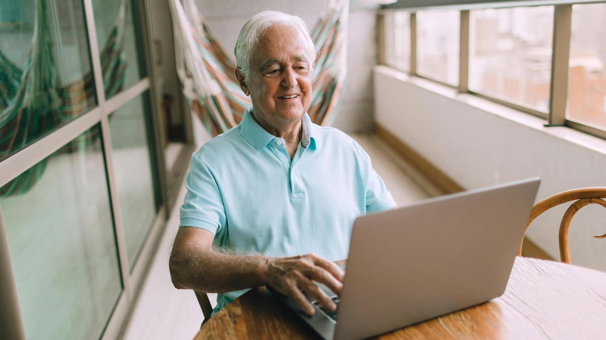 Adultos mayores y personas con discapacidad pueden exigir al SRI la devolución del IVA.