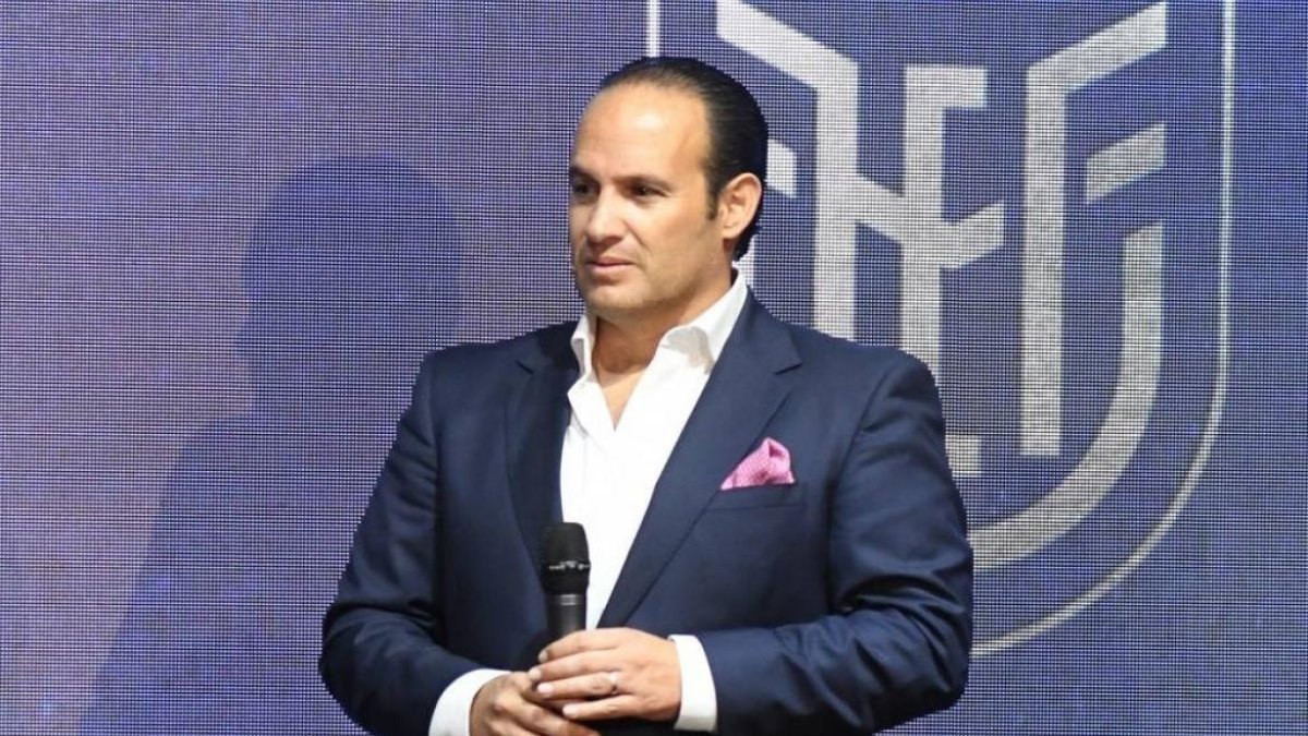 El actual presidente de la Ecuafútbol, Francisco Egas, tiene a cuestas ya dos mandatos, antes fue titular de Universidad Católica.