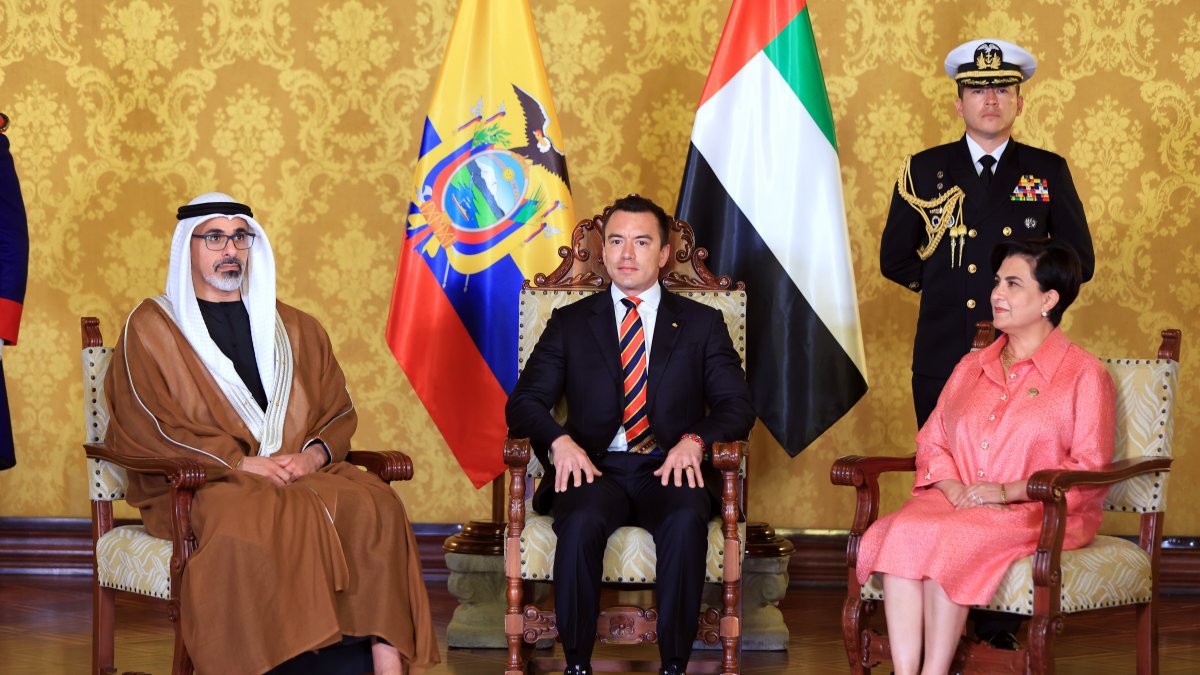 Ecuador y Emiratos Árabes Unidos (EAU) cerraron este 1 y 2 de marzo una serie de acuerdos en materia de inversión, comercio, seguridad y transparencia.