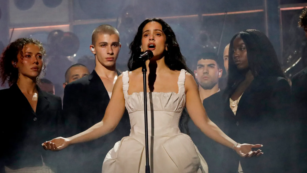 Rosalía tomo a 'Berghain' como el emblema principal para su presentación.