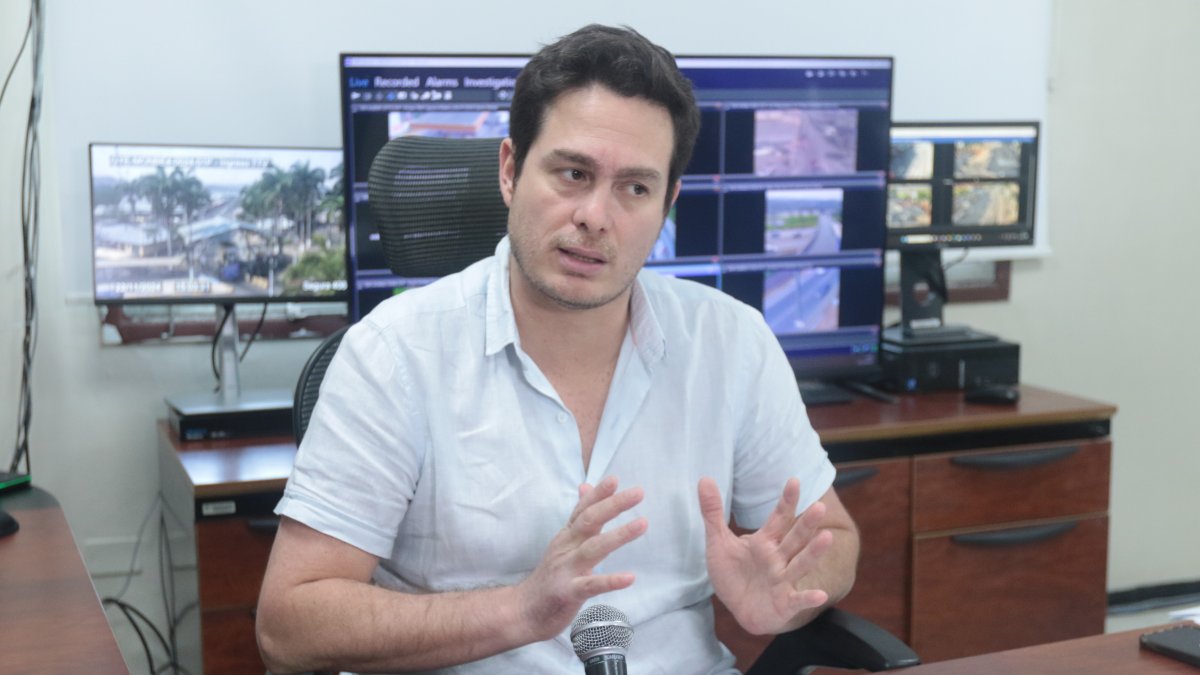 La última aparición pública de Fernando Cornejo fue el 12 de febrero de 2026, en la marcha de apoyo al alcalde Aquiles Álvarez, tras su detención.