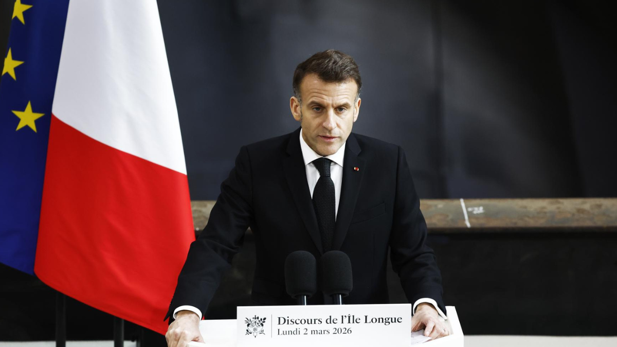 El presidente francés durante un discurso oficial en Île Longue, el 2 de marzo de 2026.