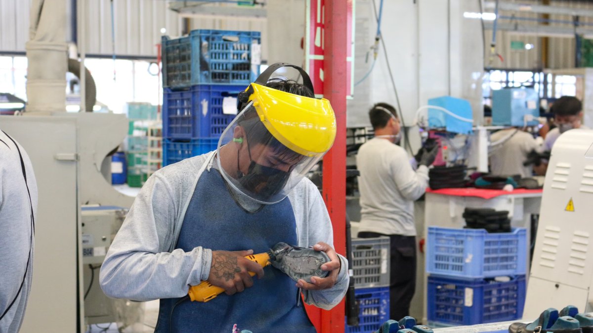 Impacto de la jornada laboral flexible en la productividad de las empresas en Ecuador.