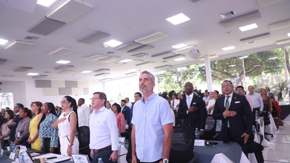 El Pleno de la Asamblea Nacional durante la sesión en la que se aprobó la reforma al COOTAD que regula el gasto de los GAD.