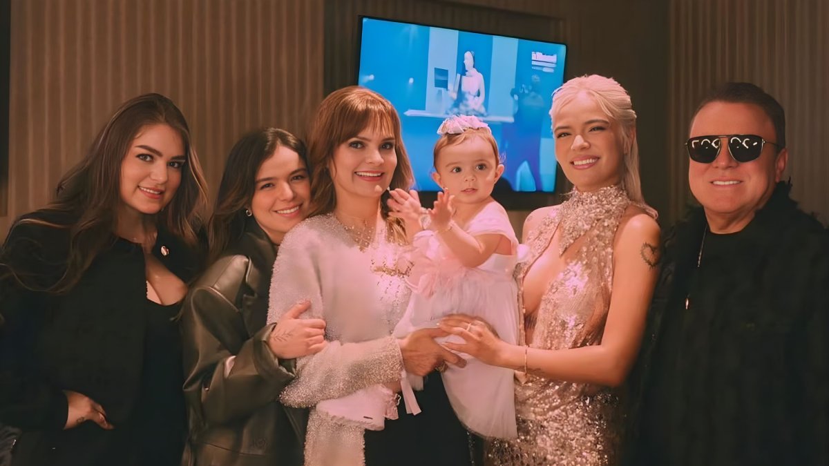 Karol G y su familia.
