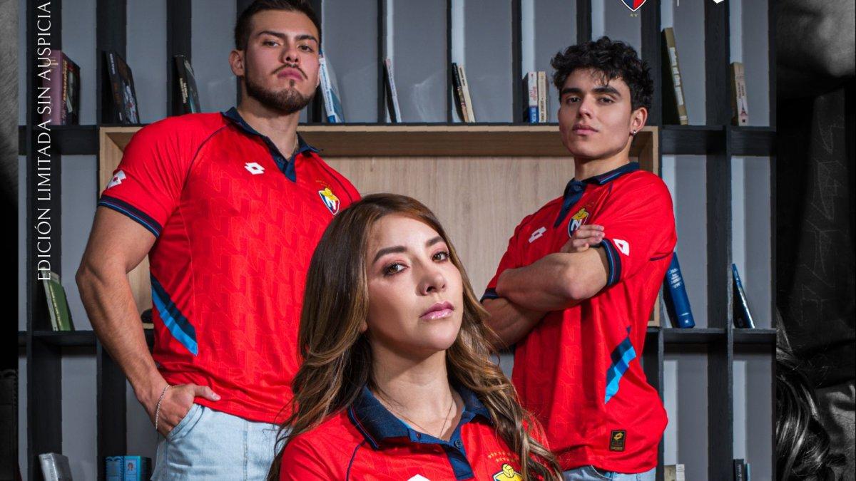 Camiseta principal del Nacional para la temporada 2026