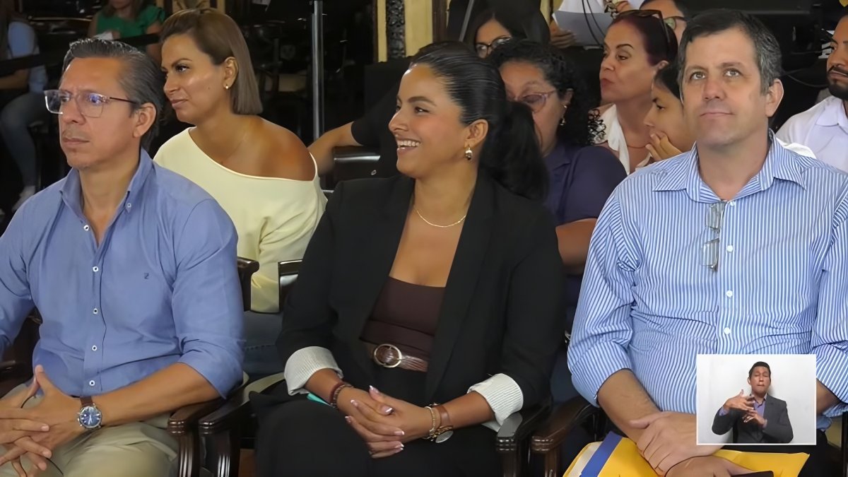 Emilene Aguayo fue designada como delegada del Concejo cantonal ante el Directorio de la Empresa Municipal de Agua Potable y Alcantarillado de Guayaquil (Emapag).