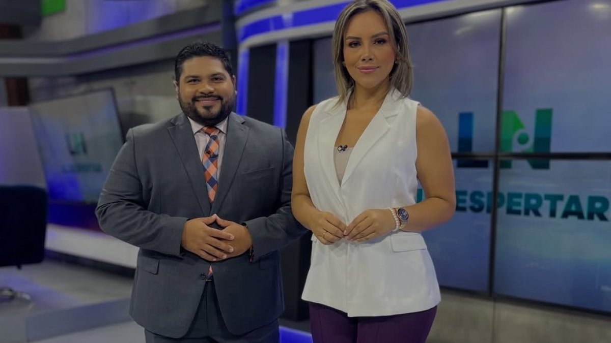 Allyson Carrillo junto a Adrián Contreras.