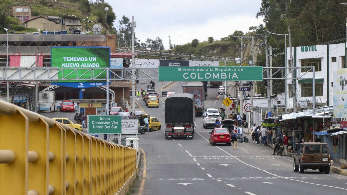 Las tensiones diplomáticas entre Colombia y Ecuador se agudizan con el incremento al 50% de la 