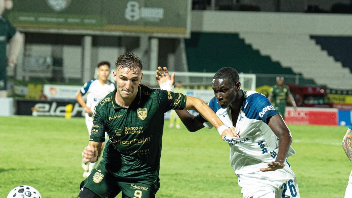 En la primera fecha de LigaPro, las gradas del estadio 9 de Mayo de Machala lucieron parcialmente llenas, en el compromiso entre Orense y Liga de Quito.