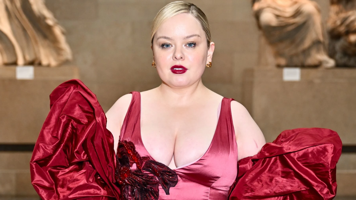 Nicola Coughlan, protagonista de Bridgerton, ha cuestionado que la conversación pública sobre su carrera se centre en su físico en lugar de su trabajo actoral.