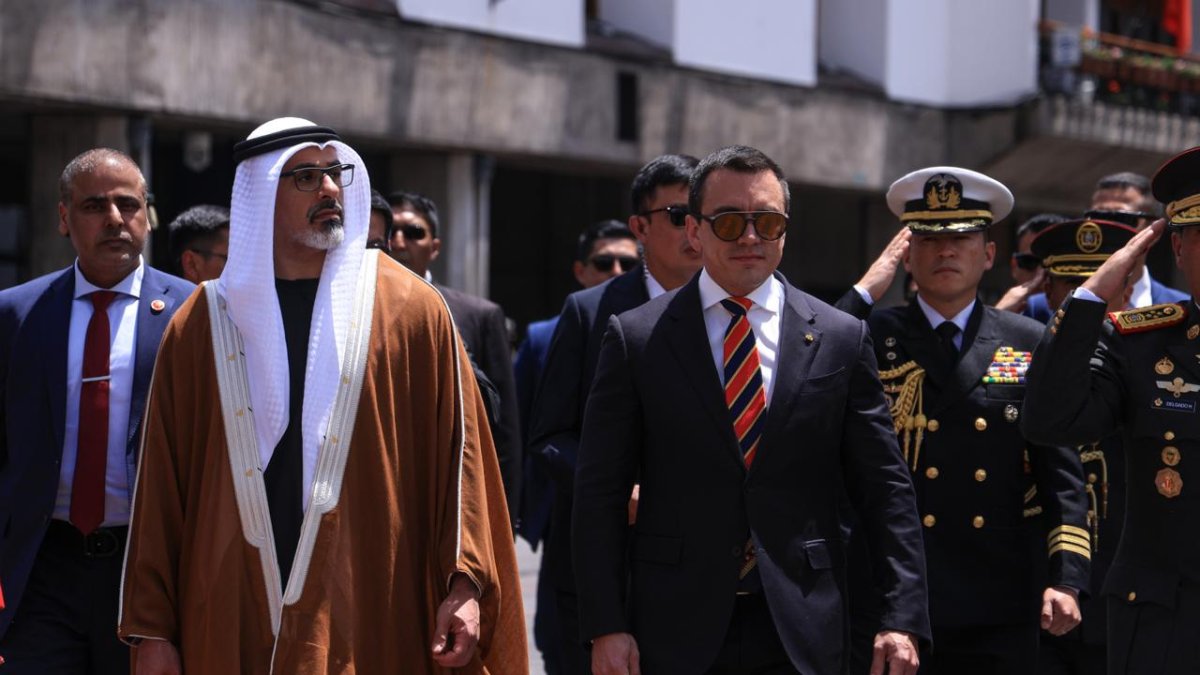 El presidente Daniel Noboa se reunió en Carondelet con el Sheikh Khaled bin Mohamed bin Zayed Al Nahyan, Príncipe Heredero de Abu Dabi.