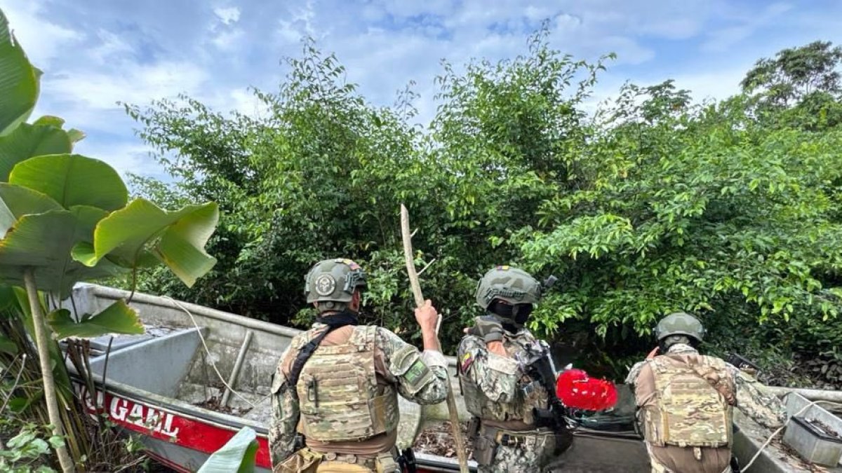 Las Fuerzas Armadas han identificado movimientos vinculados al narcotráfico en ríos que conectan zonas de la frontera norte.