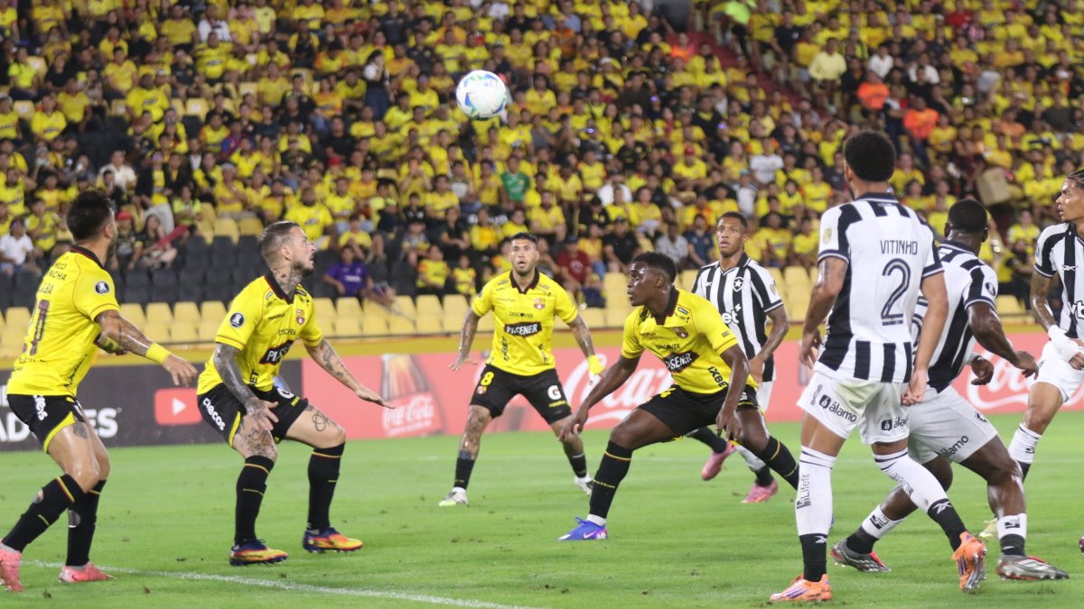Barcelona empató 1-1 en el estadio Monumental ante Botafogo, por la ida de la fase 3 de Copa Libertadores.