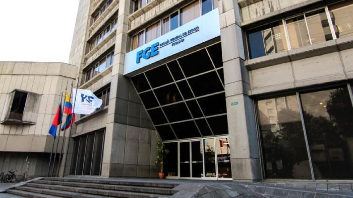 El periodo de un fiscal general del Estado es de seis años en Ecuador.