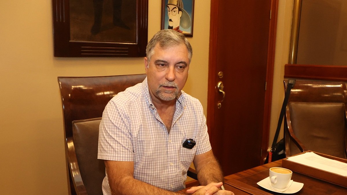 Martín Cucalón, primer jefe del Cuerpo de Bomberos de Guayaquil.